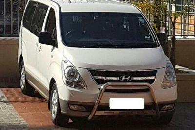 Traslado de ida desde los hoteles de El Cairo a la estación de tr