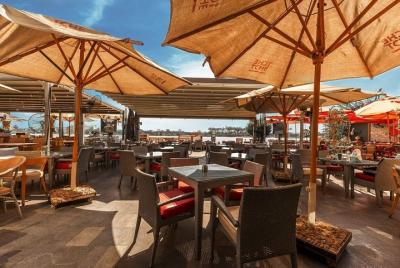 Cena Romántica con Vista al Nilo