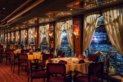 Crucero privado por el Nilo con danza del vientre y cena