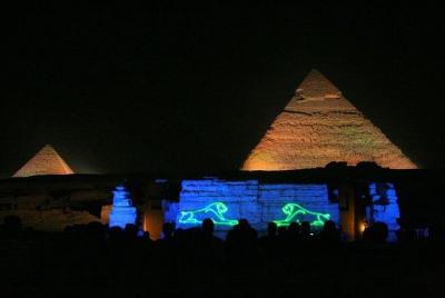 Espectáculo privado de luces y sonido en las pirámides de Giza