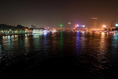 Cena crucero por el Nilo