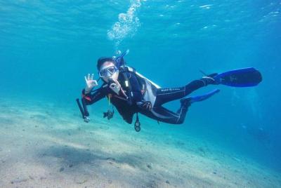 Intro Scuba Diving Excursión en barco de día completo con 2 parad