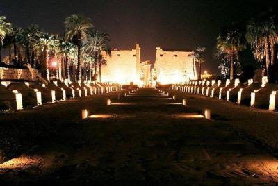 Espectáculo de luz y sonido Luxor Espectáculo de luz y sonido Luxor