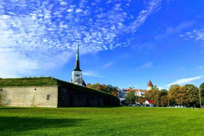 Tour privado a Tallin con guía local de ParisRio