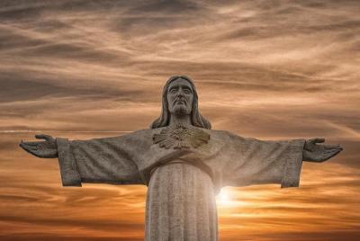 Cristo Rey y Arrábida en grupo pequeño con degustación de vinos d