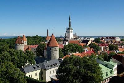 Aeropuerto privado de Tallinn TLL - Traslado de ida y vuelta a la Aeropuerto privado de Tallinn TLL - Traslado de ida y vuelta a la