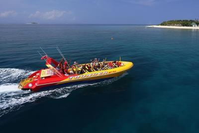 Beachcomber hamburguesa y una cerveza