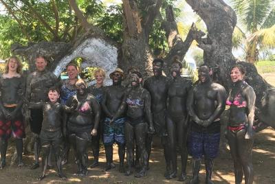 Piscina de lodo de aguas termales, jardín del gigante durmiente y