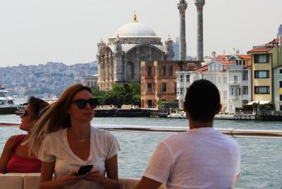 Estambul Almuerzo Crucero por el Bósforo y el Mar Negro