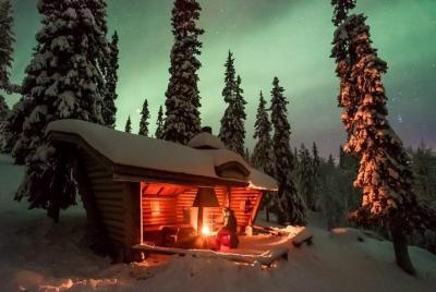 Caza privada de Aurora Boreal en BUS VIP