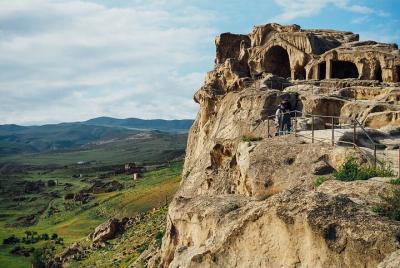 Tour privado por la ciudad de las cuevas de Uplistsikhe y el muse