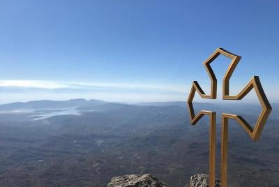 Senderismo en la región de Tkibuli. Excursión de un día desde Kut