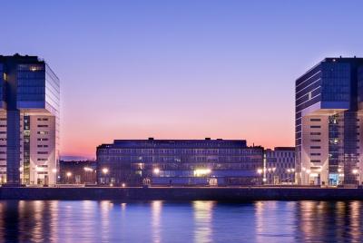 Traslado privado al aeropuerto: Aeropuerto de Colonia Bonn (CGN) 