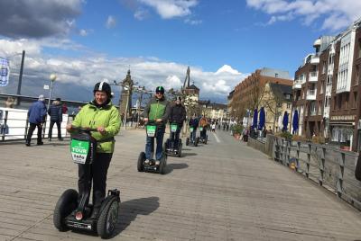 Excursión Segway a Düsseldorf: experiencia clásica en la ciudad Excursión Segway a Düsseldorf: experiencia clásica en la ciudad