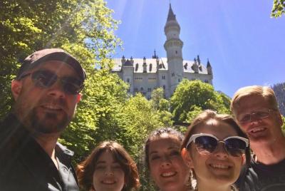 Un tour privado de un día completo en el castillo de Neuschwanstein desde Garmisch-Partenkirchen Un tour privado de un día completo en el castillo de Neuschwanstein desde Garmisch-Partenkirchen