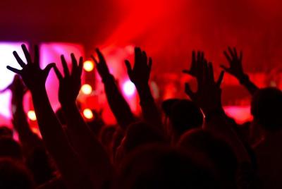 Pub Crawl - Ultimate party pub crawl con tarifa plana de bebidas 