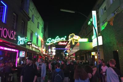 TOUR GUIADO EN INGLÉS ST. PAULI - Los diamantes negros de Hamburg