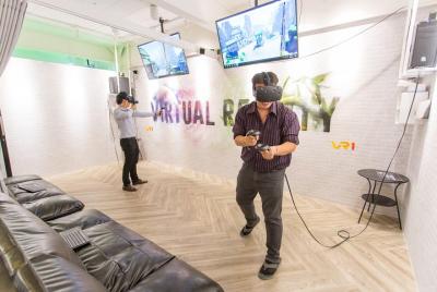 Experiencia de realidad virtual: Nº 1 en la sala especial multiju Experiencia de realidad virtual: Nº 1 en la sala especial multiju