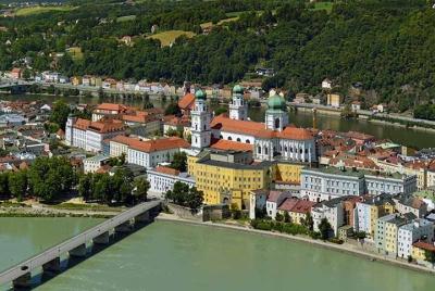Passau-Viena - El Tour Clásico - 8 Días / 7 Noches - Categoría A Passau-Viena - El Tour Clásico - 8 Días / 7 Noches - Categoría A