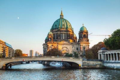 Excursión de 12 horas por la Gran Costa de Berlín Excursión de 12 horas por la Gran Costa de Berlín