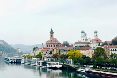 Traslado privado de ida desde Passau a Praga. Traslado privado de ida desde Passau a Praga.