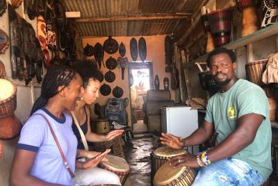 Lecciones de batería en Accra