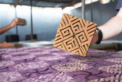 Taller de fabricación de batik