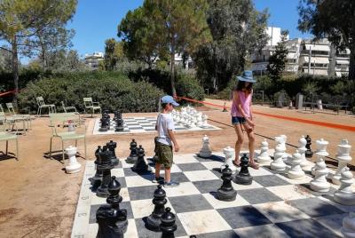 Playa de Atenas para familias