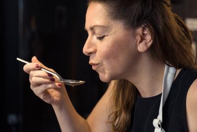 Clase práctica de cocina en Atenas con el chef