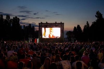 Cine al aire libre - Disfrute de Atenas bajo las estrellas