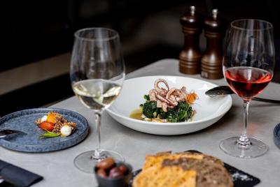 Cata de vinos de Atenas