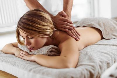 Aroma Massage: disfrute de una experiencia de spa completa desde 