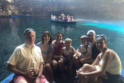 Tour privado personalizado: Cefalonia en un día Tour privado personalizado: Cefalonia en un día