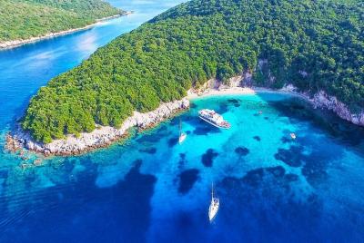 Crucero Blue Lagoon y Sivota desde Corfú Crucero Blue Lagoon y Sivota desde Corfú