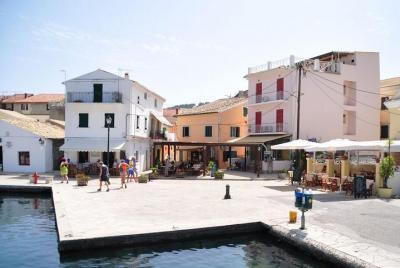 Paseo en barco a Paxos
