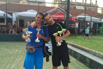 Entrenador de tenis (isla de Corfú)