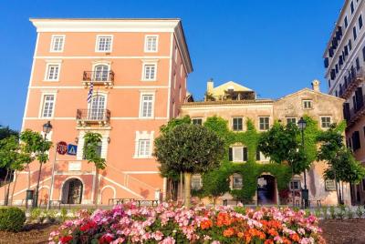 Excursión por la ciudad de pequeños grupos en Corfú (en alemán)