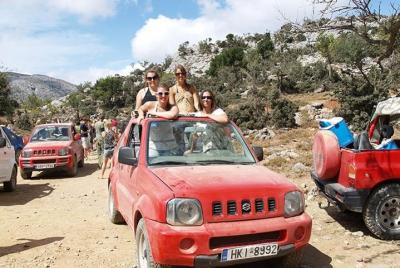 Crete Real Inland 4x4 Safari con almuerzo desde Chersonissos Crete Real Inland 4x4 Safari con almuerzo desde Chersonissos