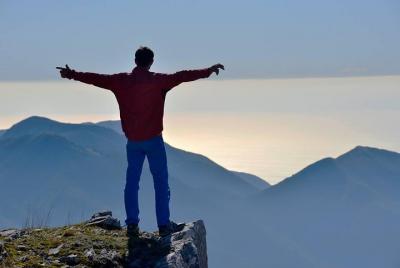 Pico de la pirámide de Taygetos 2407m
