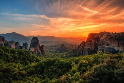Increíble Meteora Sunset