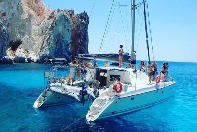 Crucero de día completo a las cuevas de Políegos, Firligos y Klef Crucero de día completo a las cuevas de Políegos, Firligos y Klef
