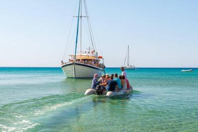 Paseo en barco a Kleftiko desde Milos Paseo en barco a Kleftiko desde Milos