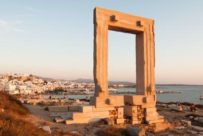 Recorrido a pie por el casco antiguo y el castillo de Naxos (grup Recorrido a pie por el casco antiguo y el castillo de Naxos (grup