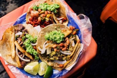 Auténtico recorrido gastronómico por el centro de Cancún: tacos y