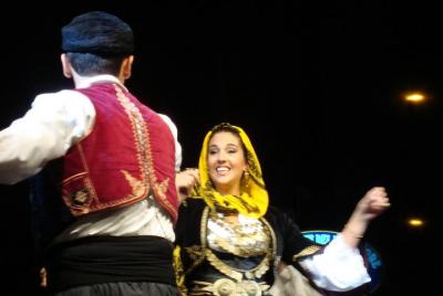 Noche griega con vino ilimitado!