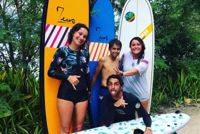 Ven y aprende a surfear en los mejores spots de surf de Guadalupe