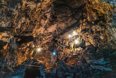 Explore las cuevas de Lanquin en un tour de un día completo desde Explore las cuevas de Lanquin en un tour de un día completo desde