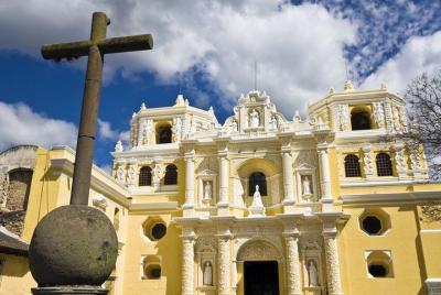 Excursión a las ruinas de Iximché y la ciudad de Antigua desde Gu Excursión a las ruinas de Iximché y la ciudad de Antigua desde Gu
