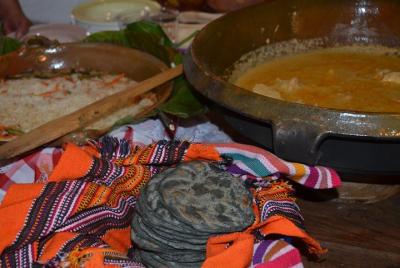 TOUR Gastronómico Tradicional TOUR Gastronómico Tradicional