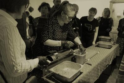 Taller de Embutidos en Urban Betyár